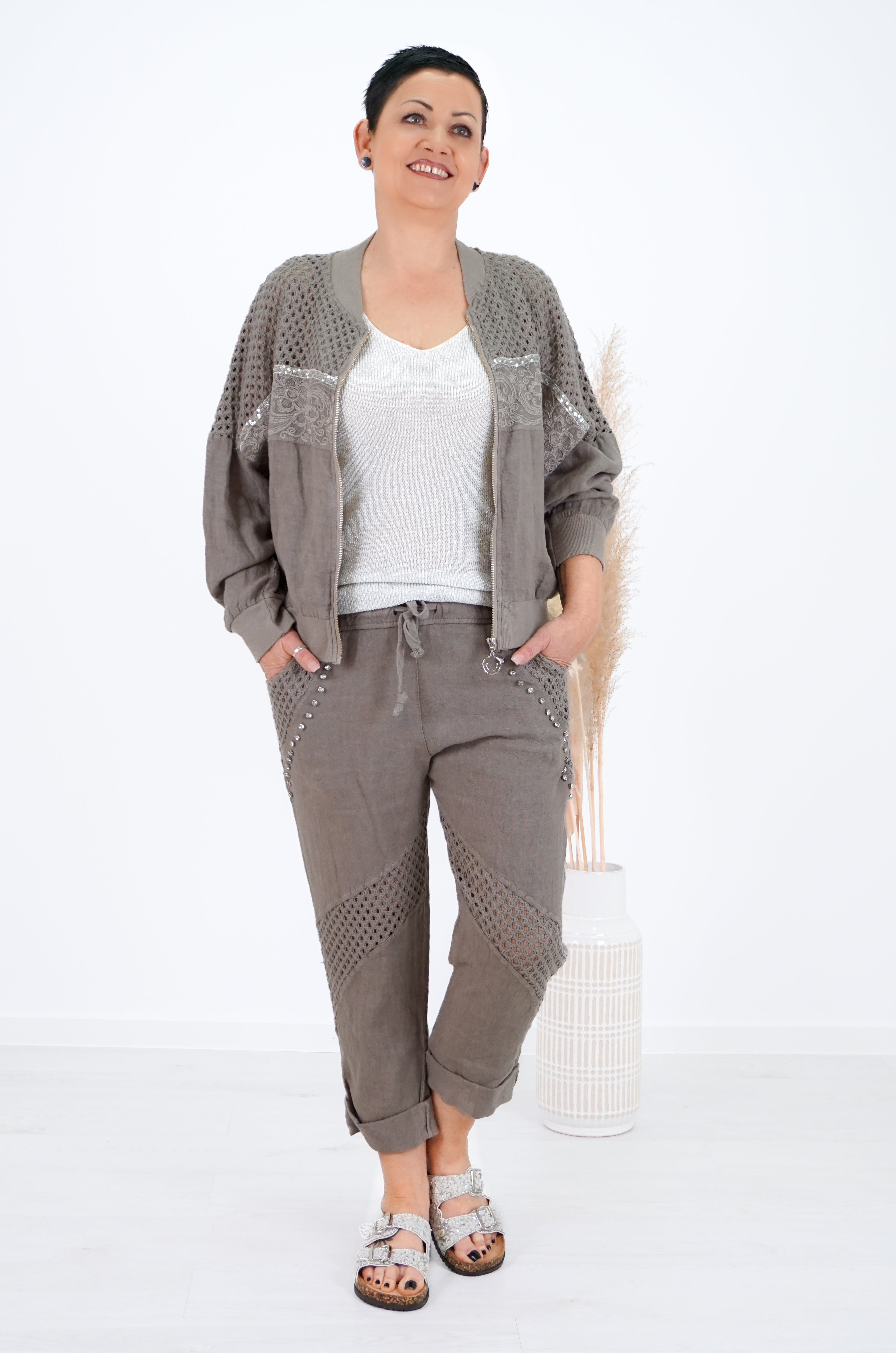 Verspielte Leinenhose "Glamour", taupe