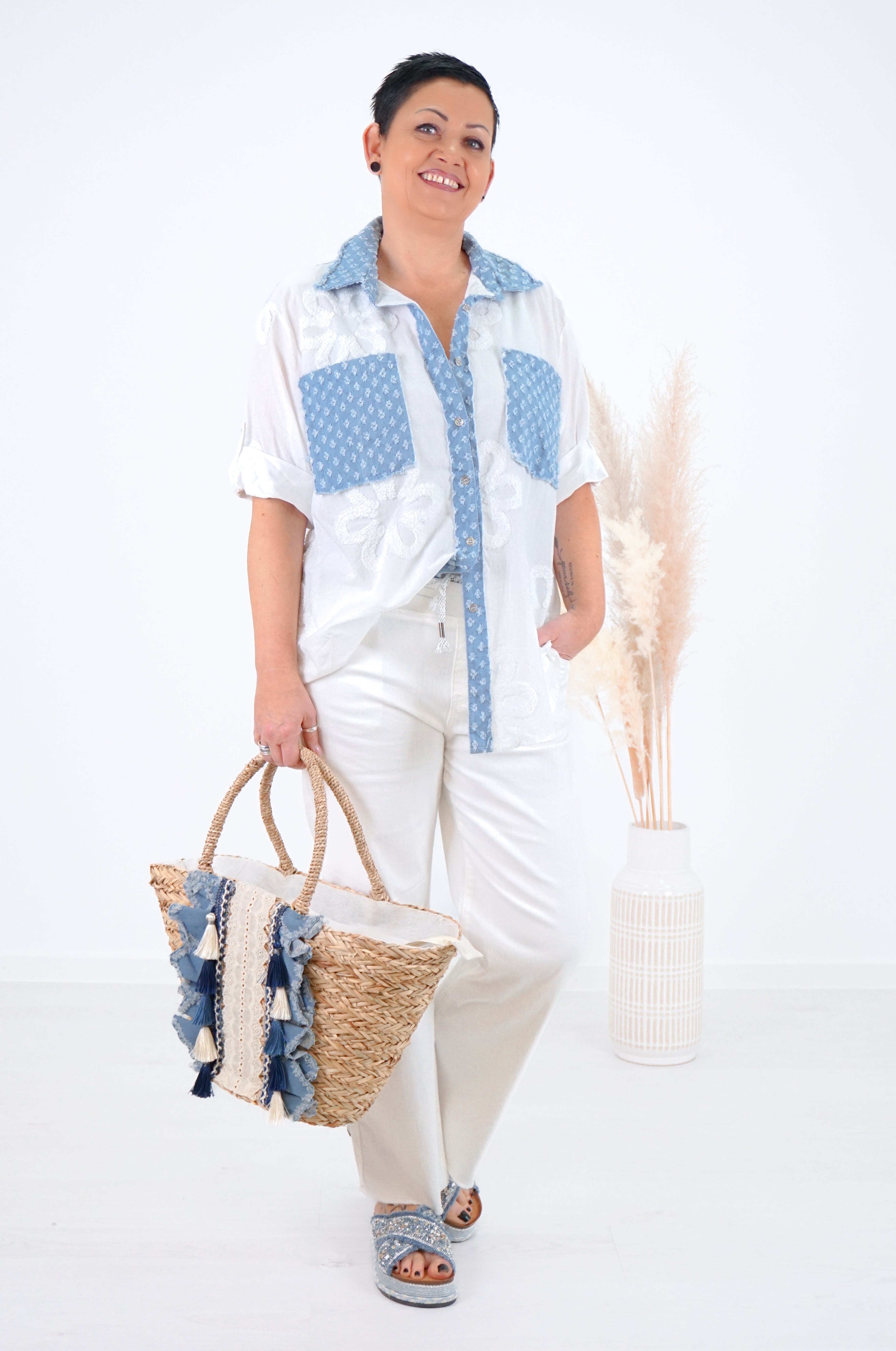 Verspieltes Hemd "Flowers and Jeans"
