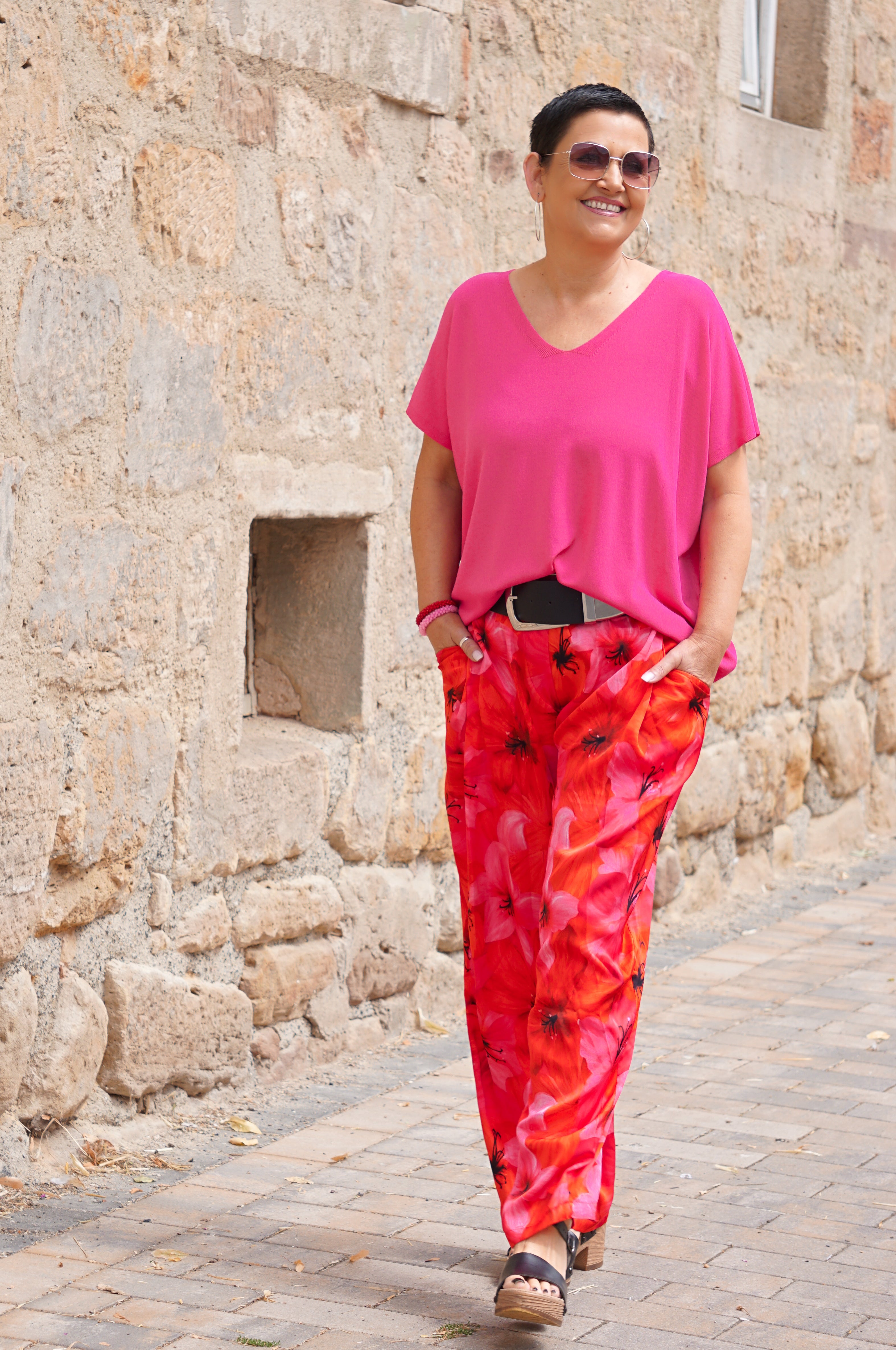 Satin Sommerhose mit Blumen Print