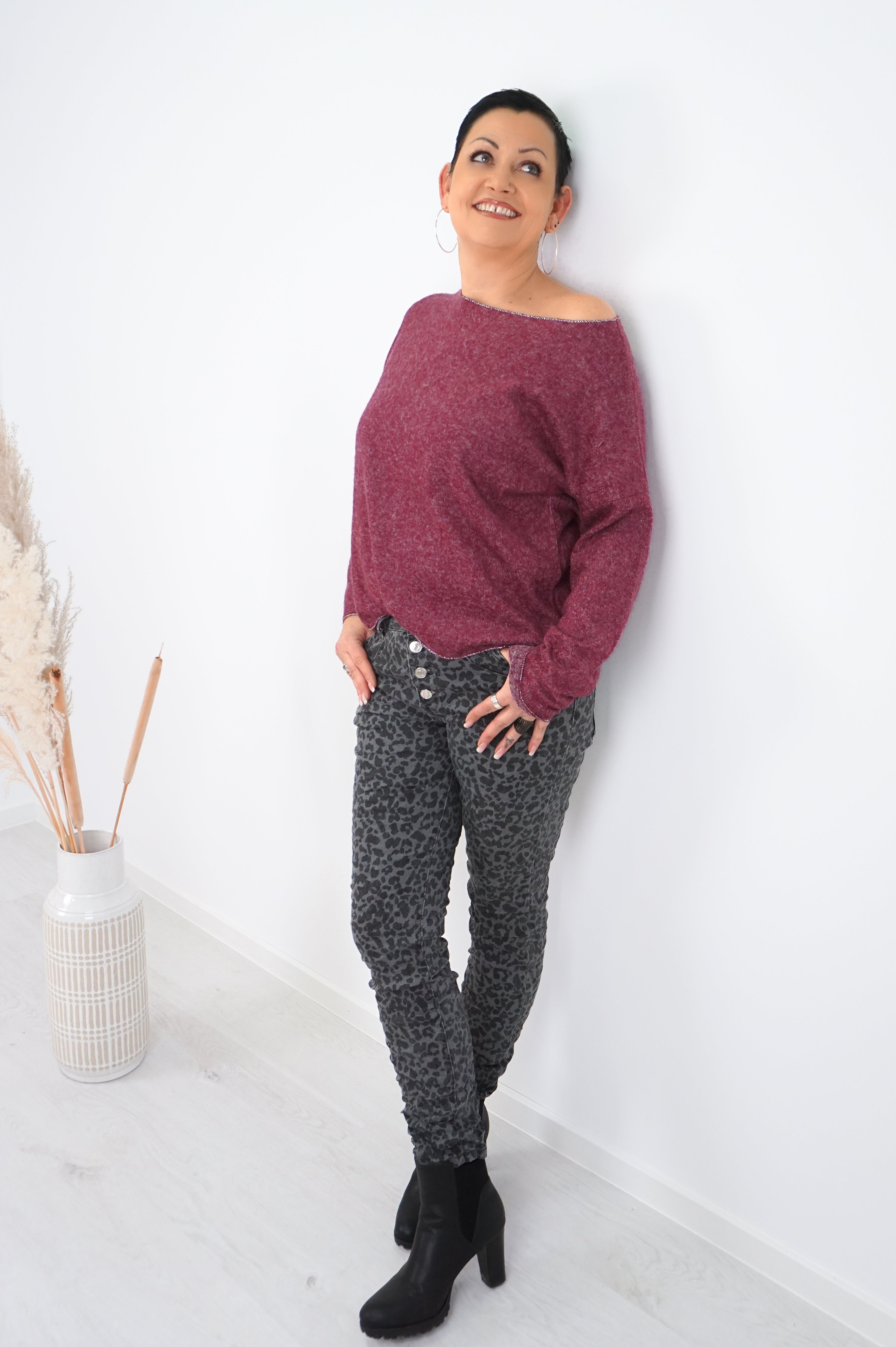 Flauschiger Feinstrickpulli, bordeaux