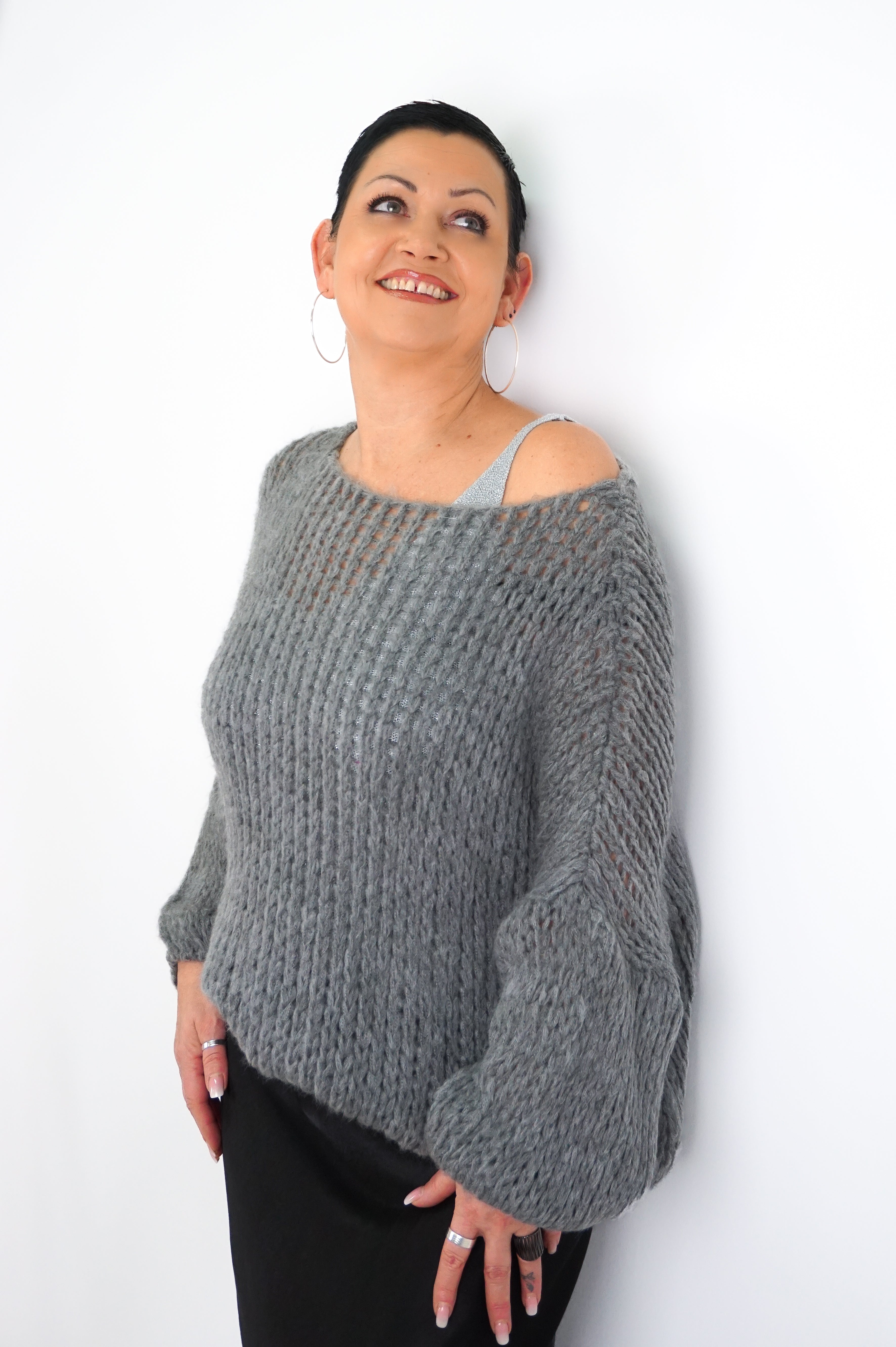 Grober Basic Strickpulli, grau