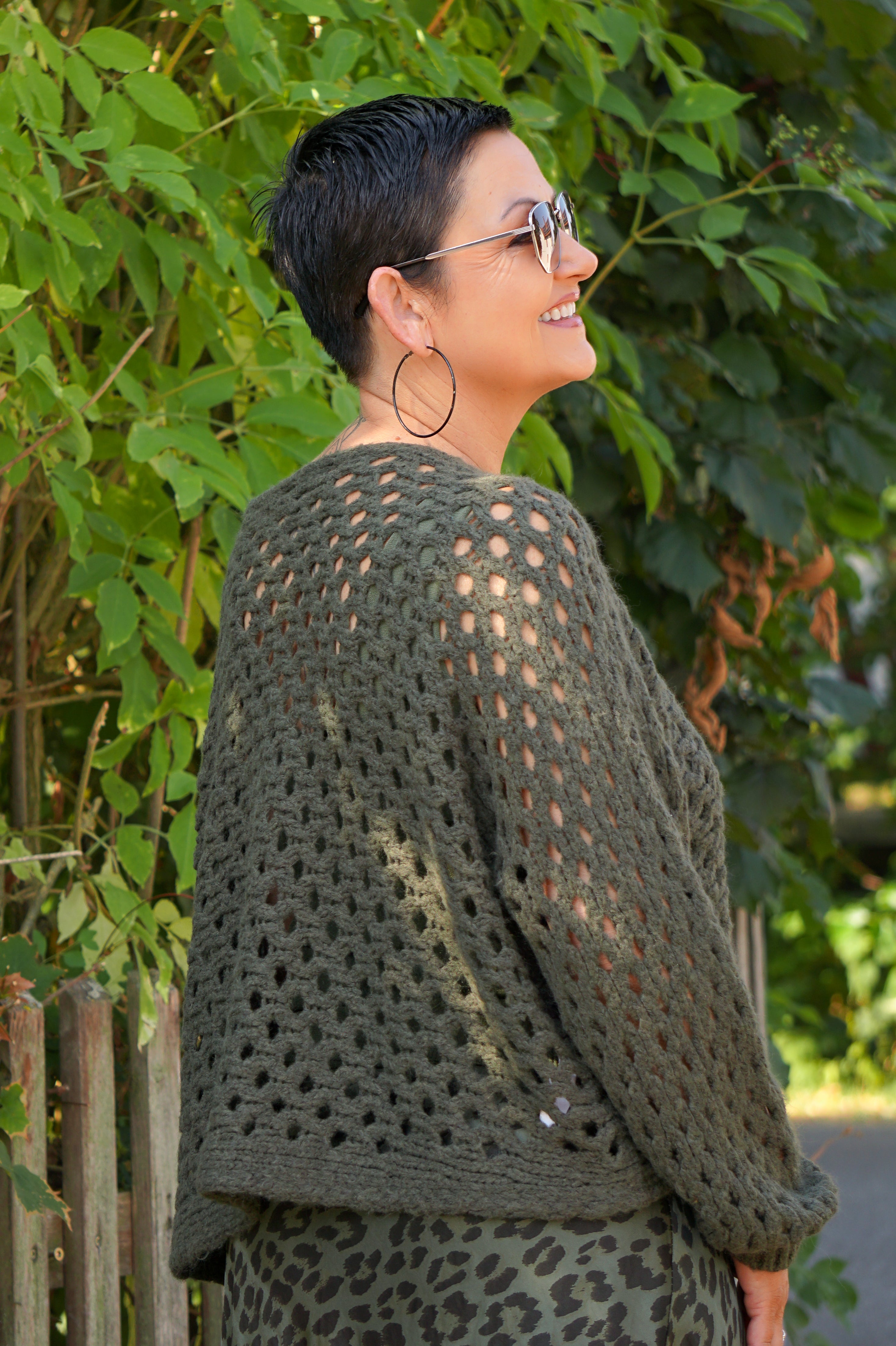 Lochstrickpulli, khaki