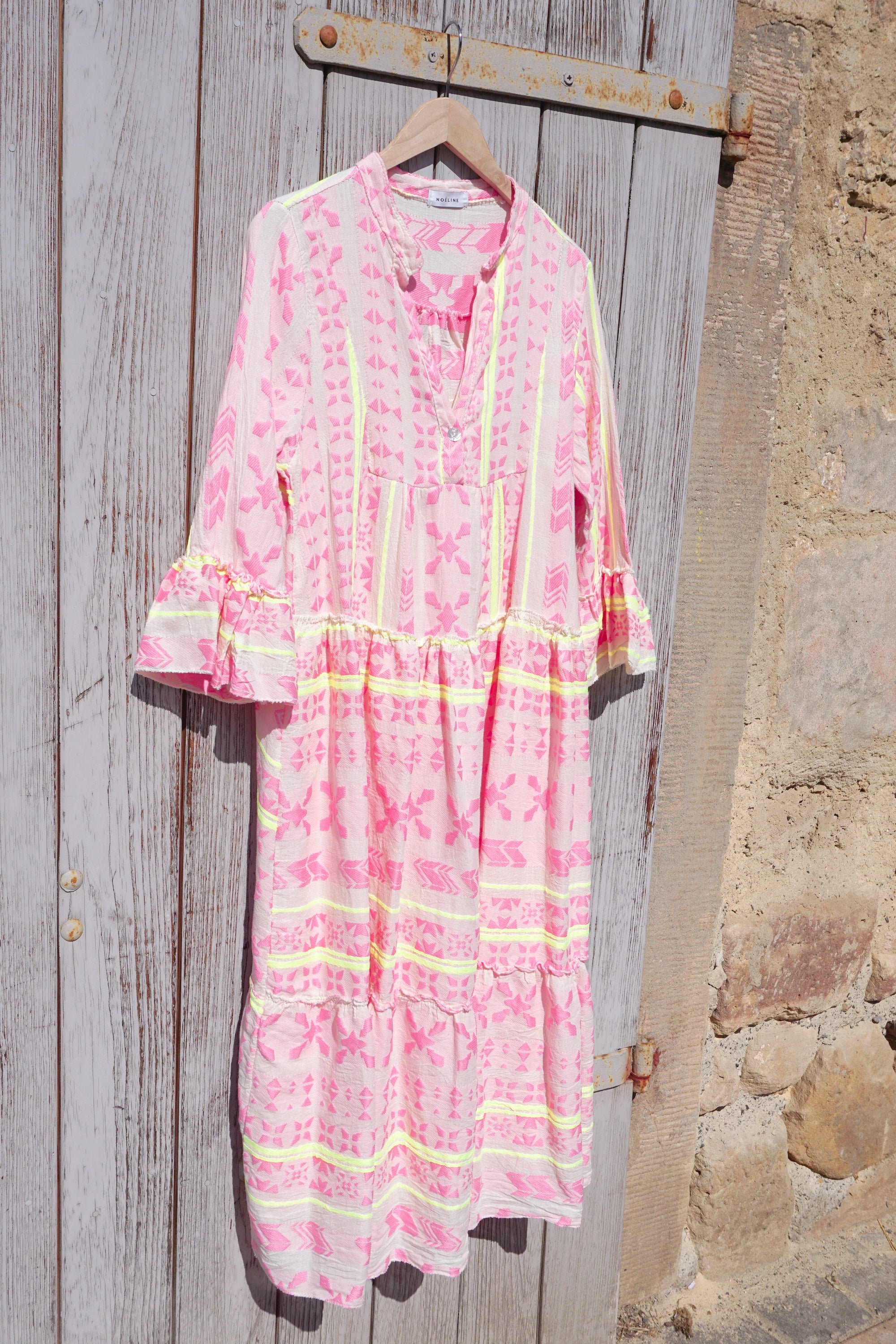 Lange Tunika mit neongelben Details