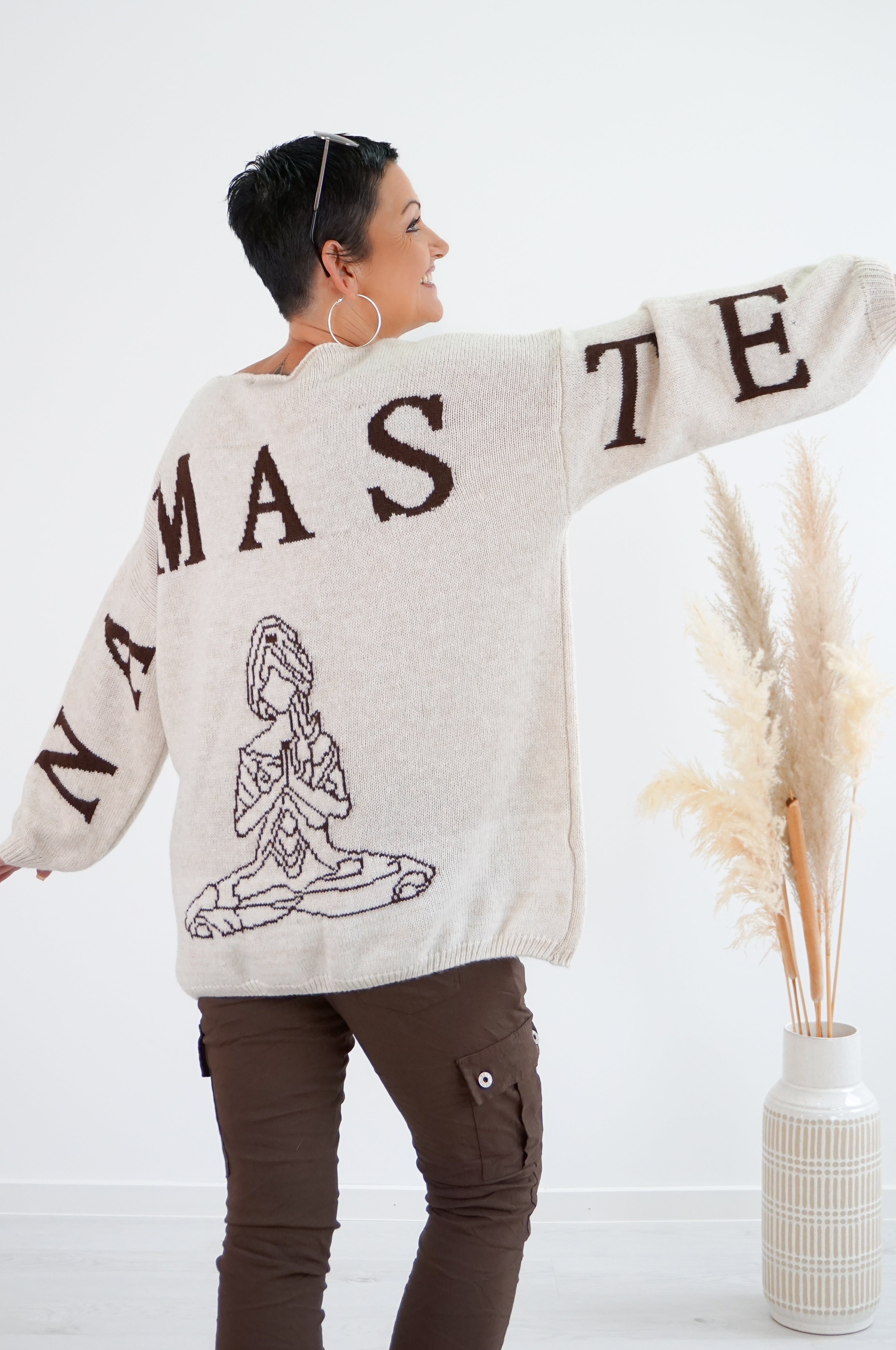 Strickpulli "Namaste", beige/schokobraun