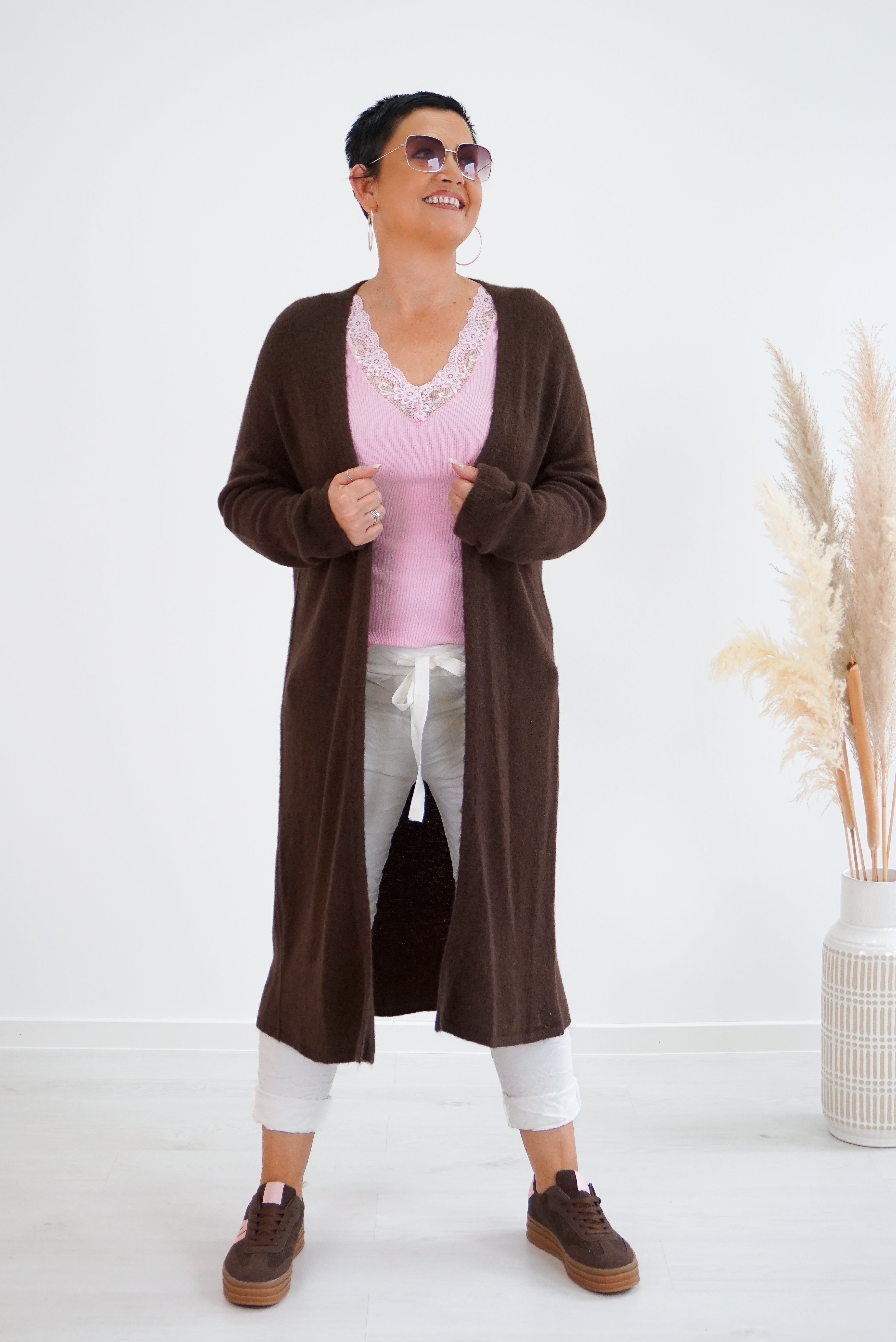 Lange Basic Strickjacke, schokobraun