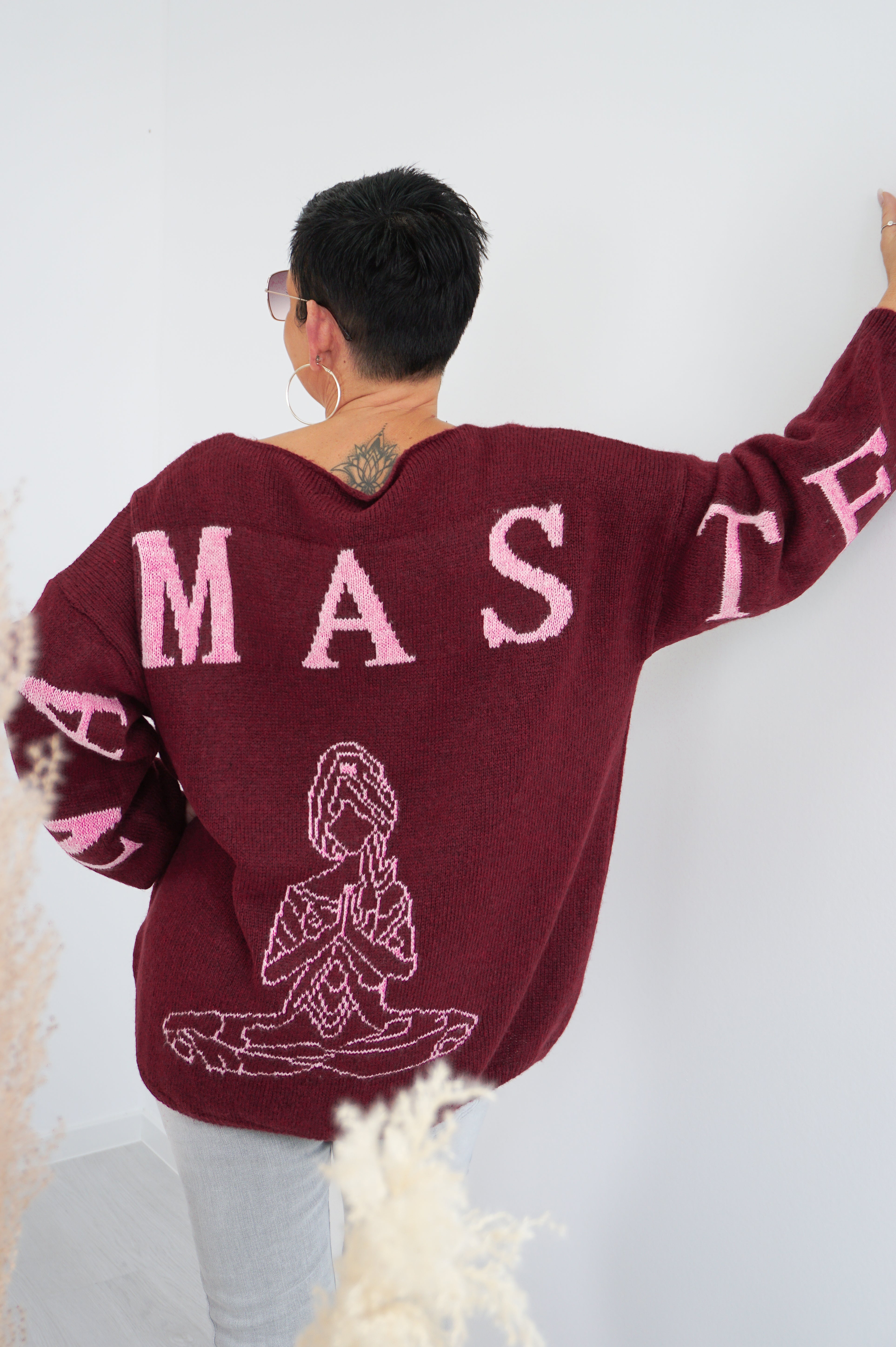 Strickpulli "Namaste", bordeaux/rosa