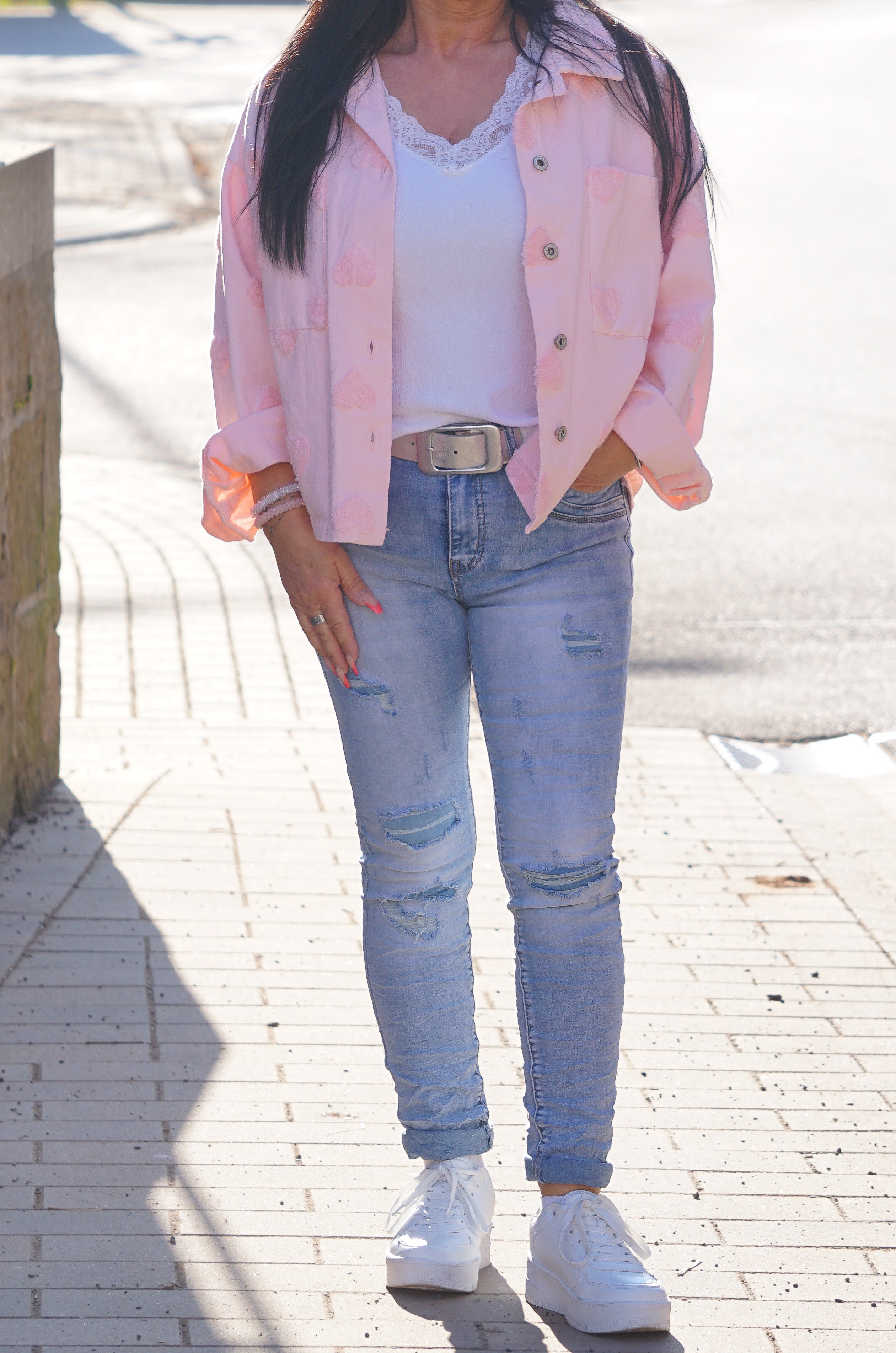 Jewelly Jeans mit unterlegten Rissen