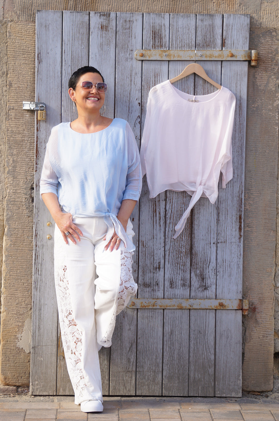 Seiden Shirt mit Knoten Detail, puderrosa