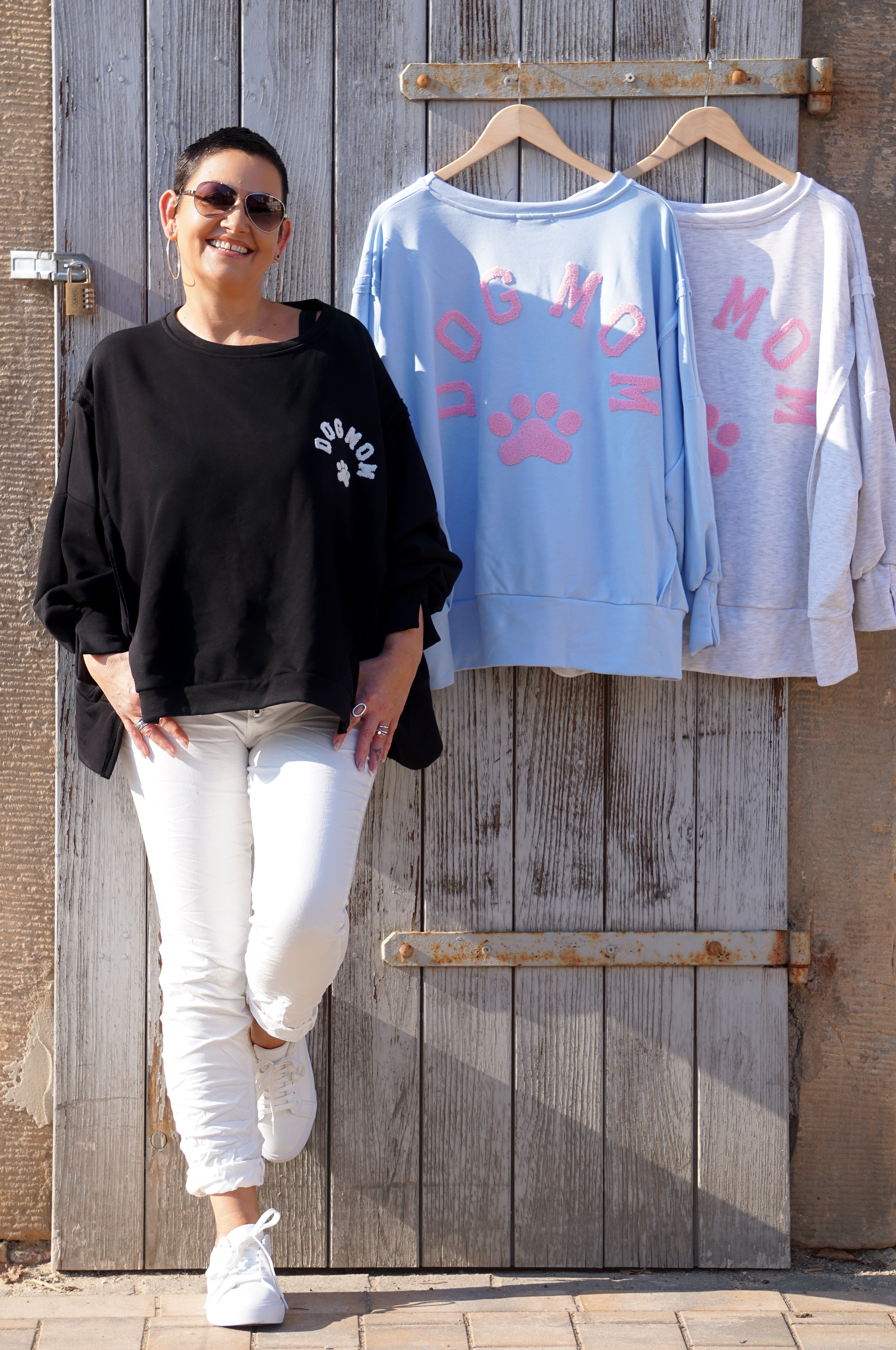 Sweatshirt "DOG MOM“, schwarz/weiß