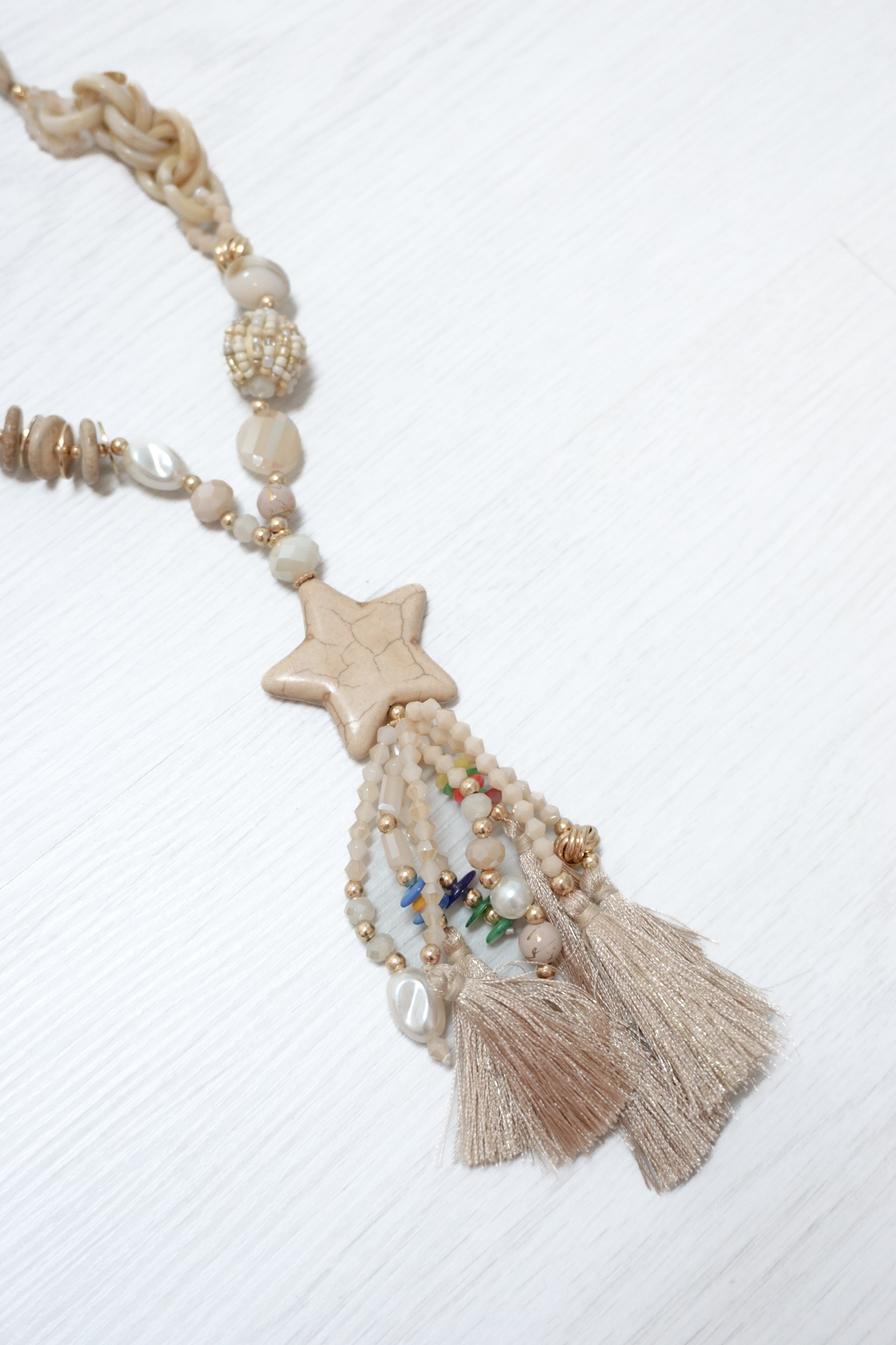 Lange Kette "Star" beige