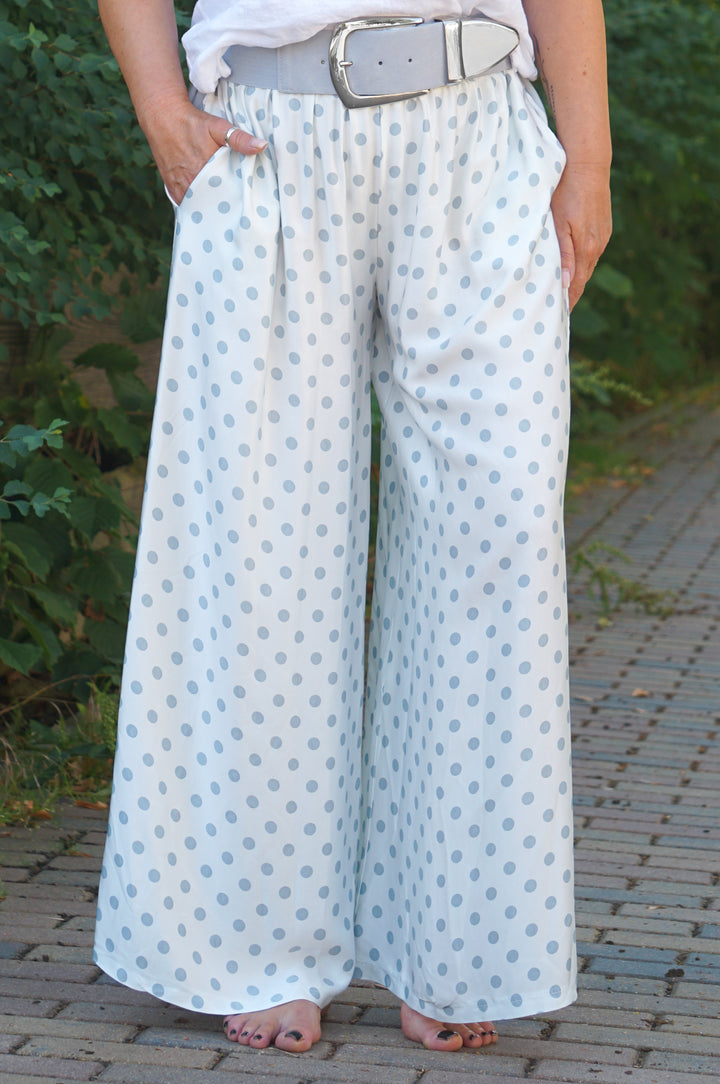 Satin Marlene mit Seide und Polka Dot Print,hellblau